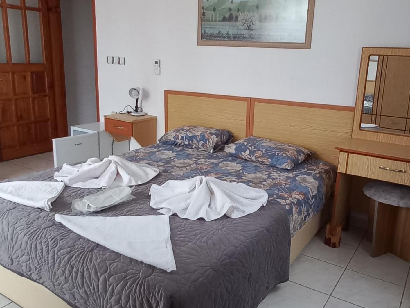 Rosemary Pansiyon Çıralı Camera foto